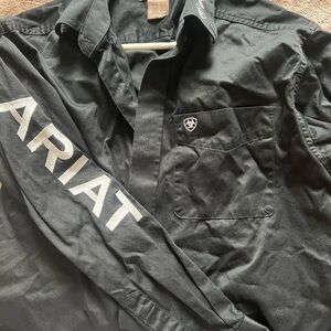 Ariat Men’s Shirt (best offer accepted)